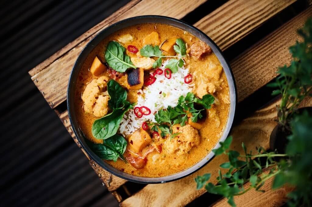 How To Create A Flavorful And Aromatic Curry Dish